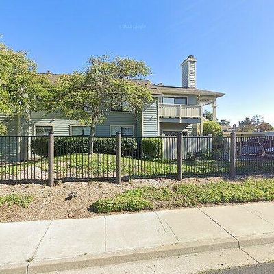 217 Lakeshore Ct, Richmond, CA 94804