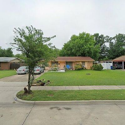 1825 Highland Dr, Carrollton, TX 75006