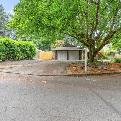 18572 Longfellow Ave, Lake Oswego, OR 97035