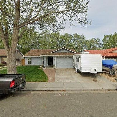 1901 Blossomwood Ln, Tracy, CA 95376