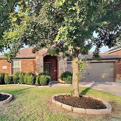 239 Thoroughbred St, Waxahachie, TX 75165