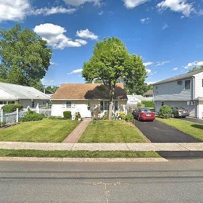 24 Hahn Ave, Rochelle Park, NJ 07662