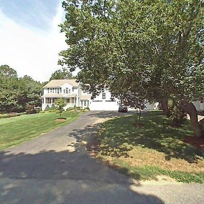 24 Silver St, Lancaster, MA 01523