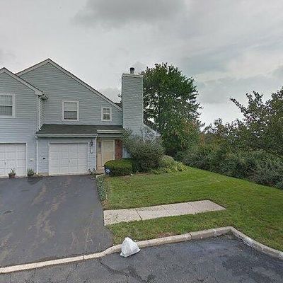 271 Edgeware Ct, Somerset, NJ 08873