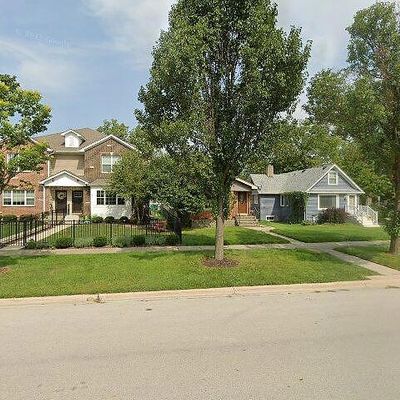 222 W Burlington Ave, Westmont, IL 60559