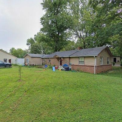 2220 Noldau Ave, Evansville, IN 47712