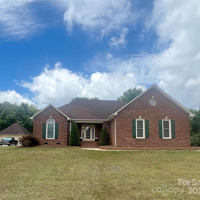 228 Provincial Rd, Gastonia, NC 28056