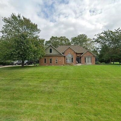 229 Norcross Dr, Valparaiso, IN 46383