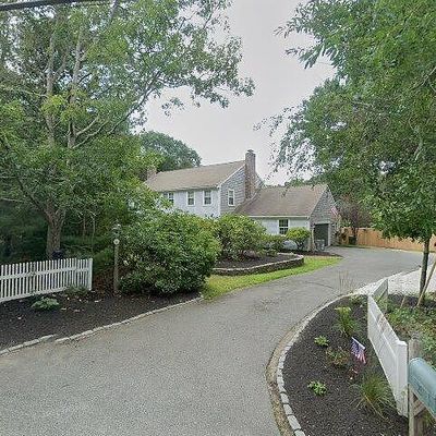 23 Ploughed Neck Rd, East Sandwich, MA 02537