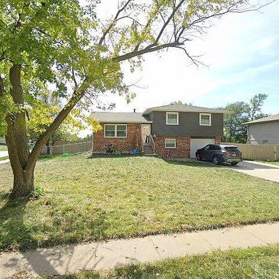 2301 Greensboro Ave, Bellevue, NE 68005