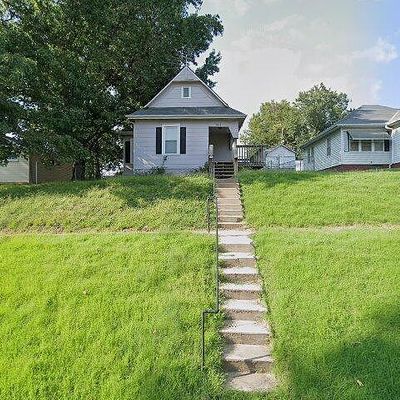 3019 Locust St, Saint Joseph, MO 64501