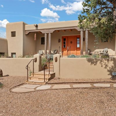 3056 Monte Sereno Dr, Santa Fe, NM 87506