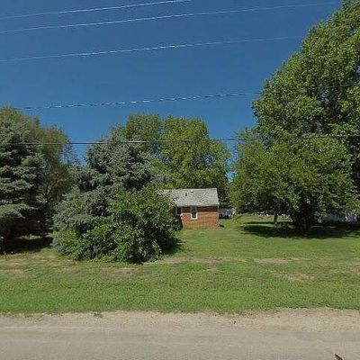 325 N Illinois St, Niantic, IL 62551