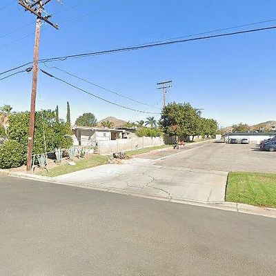 3250 Apple Ave, Jurupa Valley, CA 92509