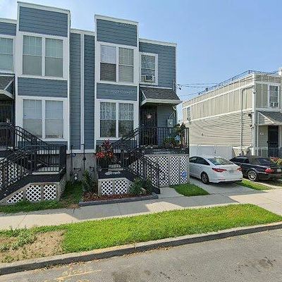 327 Beach 40 Th St, Far Rockaway, NY 11691