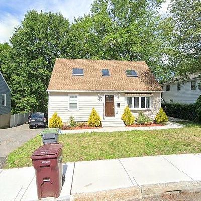 329 Bridge St, Dedham, MA 02026