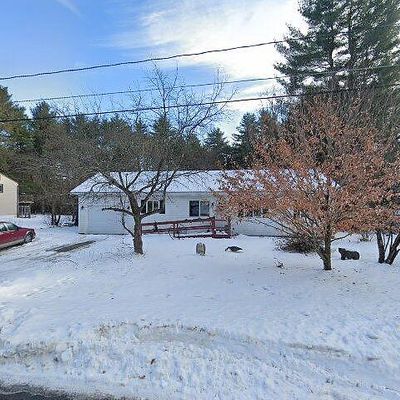 33 Bonner Dr, Queensbury, NY 12804