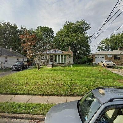 331 7 Th Ave, Folsom, PA 19033