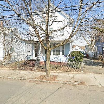 275 Charles St, Malden, MA 02148