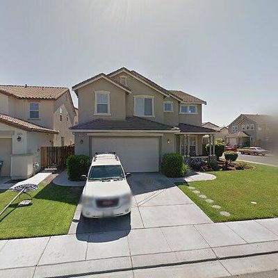 2800 Amir Dr, Modesto, CA 95355