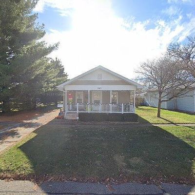 2801 Shelby Ave, Mattoon, IL 61938