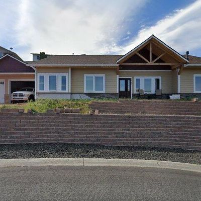 2820 Knoll Crest Dr, Lewiston, ID 83501