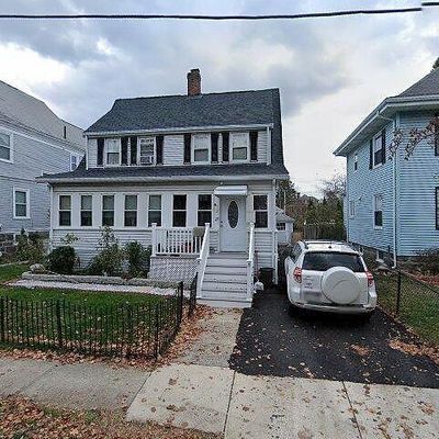 29 Bass St, Quincy, MA 02170