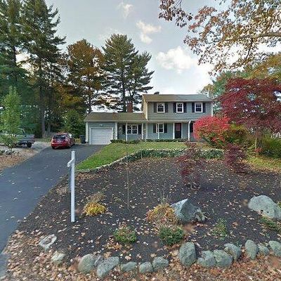 29 Kempton Rd, Millville, MA 01529