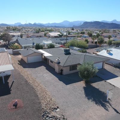 3710 Squaw Dr, Lake Havasu City, AZ 86406