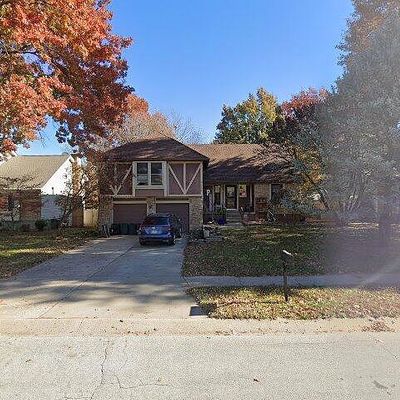 3719 Ne Stanton St, Lees Summit, MO 64064