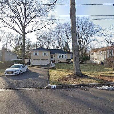 378 Holland Ln, Englewood, NJ 07631