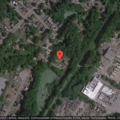 40 8 Th St #A, Taunton, MA 02780