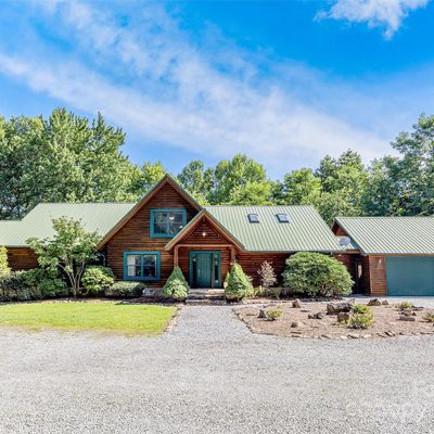 338 Fox Ridge Rd, Lake Toxaway, NC 28747