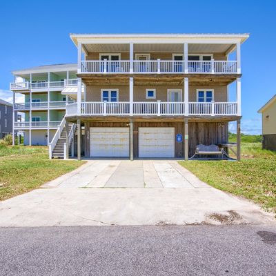 339 Goldsboro Ln, N Topsail Beach, NC 28460