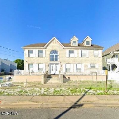 342 Front St, Union Beach, NJ 07735