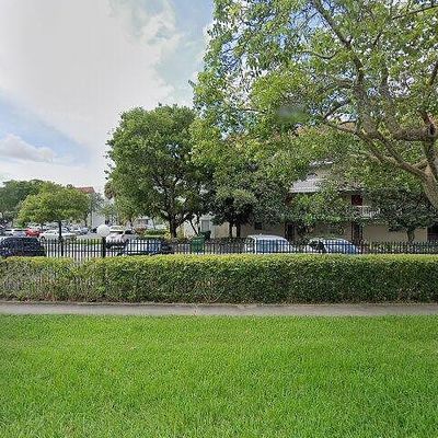 3591 Inverrary Dr #203, Lauderhill, FL 33319