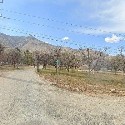 3601 Oakwood Rd, Lake Isabella, CA 93240