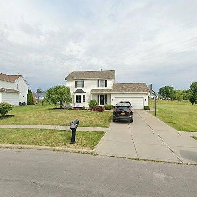 47 Independence Ln, Grand Island, NY 14072