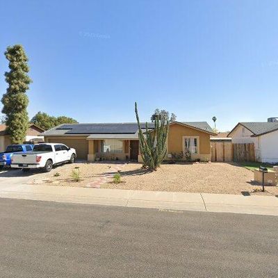 4805 W Lavey Rd, Glendale, AZ 85306