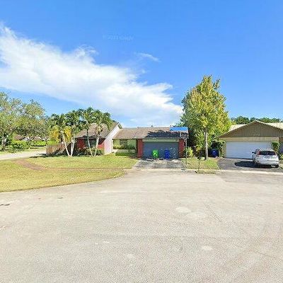 4814 Nw 92 Nd Ave, Sunrise, FL 33351