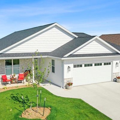 4864 Wyld Berry Way, Oneida, WI 54155