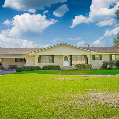 4904 Coteau Rd, New Iberia, LA 70560