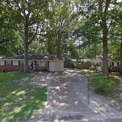 4913 Erskine St, Virginia Beach, VA 23462