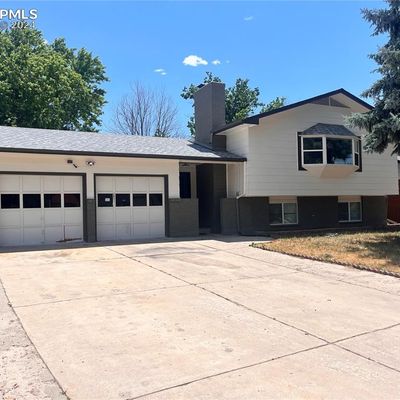 495 Dexter St, Colorado Springs, CO 80911