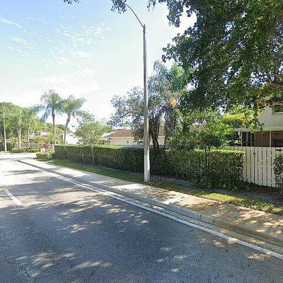 506 Radford Ter, Davie, FL 33325