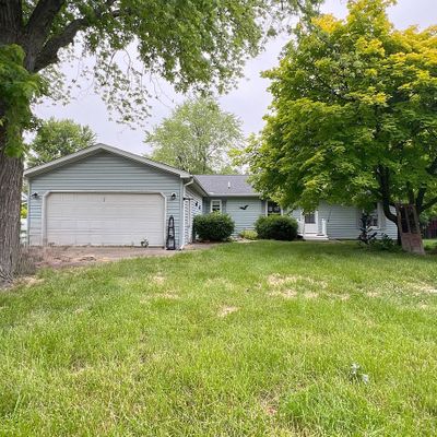 507 W Butternut St, Elmwood, IL 61529