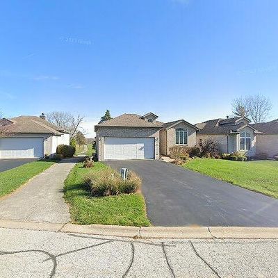 509 Highlington Ct, Beecher, IL 60401