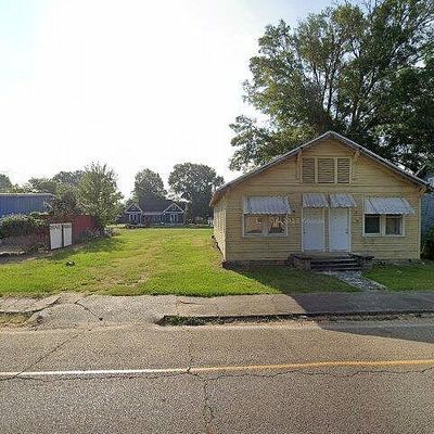 517 S Main St, Opelousas, LA 70570