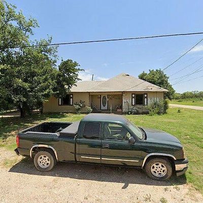 519 W Colorado Ave, Loraine, TX 79532