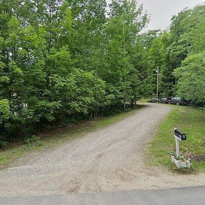 52 Twitchell Rd, South Paris, ME 04281